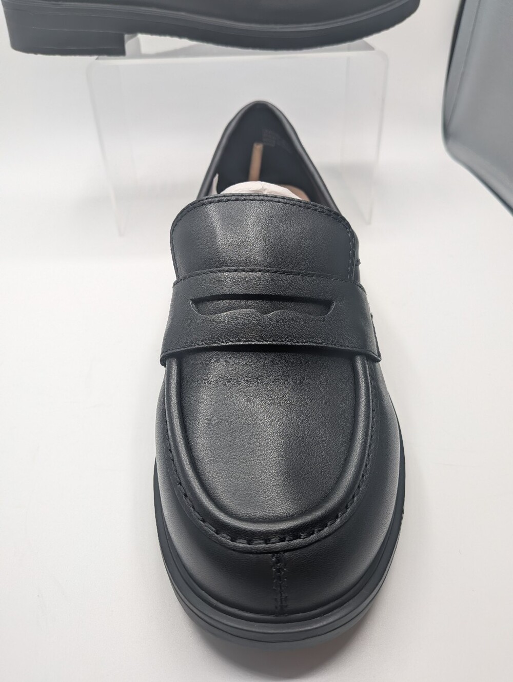 Reese Low Heel Classic Loafer - NWB Size 8 - Picture 8 of 16